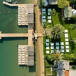 Flamm Residences 아파트
